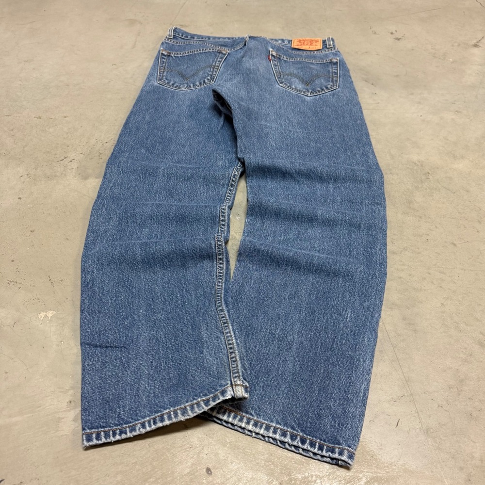 Vintage y2k Levi's 505 Jeans